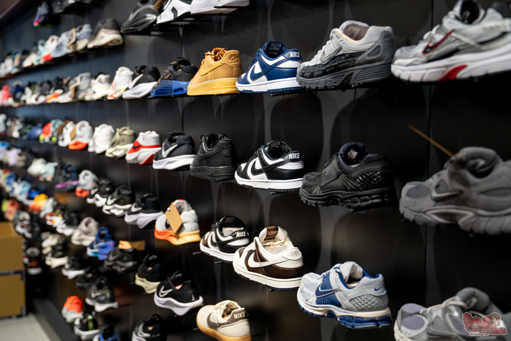 【台南特賣會】2026台南運動用品開春特賣!全館鞋衣特價5折起,滿額再享現金折扣,雙重折扣超划算!新年買新衣新鞋就來雷根運動用品中山旗艦店 【台南特賣會】2026台南運動用品開春特賣!全館鞋衣特價5折起,滿額再享現金折扣,雙重折扣超划算!新年買新衣新鞋就來雷根運動用品中山旗艦店