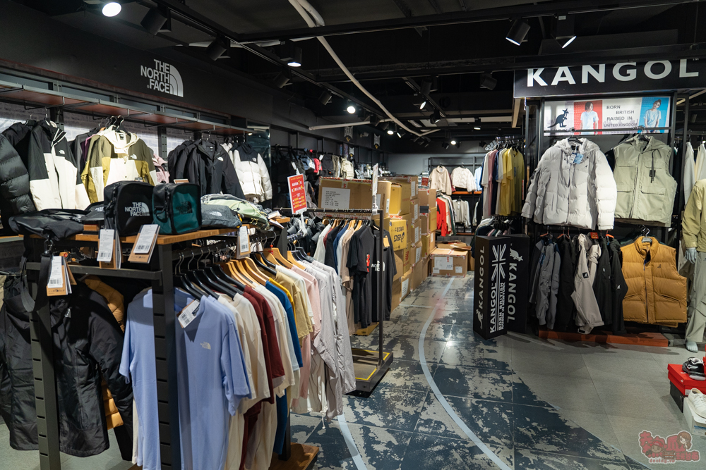 【台南特賣會】2026台南運動用品開春特賣!全館鞋衣特價5折起,滿額再享現金折扣,雙重折扣超划算!新年買新衣新鞋就來雷根運動用品中山旗艦店 【台南特賣會】2026台南運動用品開春特賣!全館鞋衣特價5折起,滿額再享現金折扣,雙重折扣超划算!新年買新衣新鞋就來雷根運動用品中山旗艦店