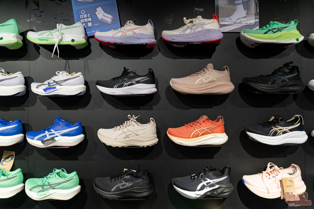 【台南特賣會】2026台南運動用品開春特賣!全館鞋衣特價5折起,滿額再享現金折扣,雙重折扣超划算!新年買新衣新鞋就來雷根運動用品中山旗艦店 【台南特賣會】2026台南運動用品開春特賣!全館鞋衣特價5折起,滿額再享現金折扣,雙重折扣超划算!新年買新衣新鞋就來雷根運動用品中山旗艦店