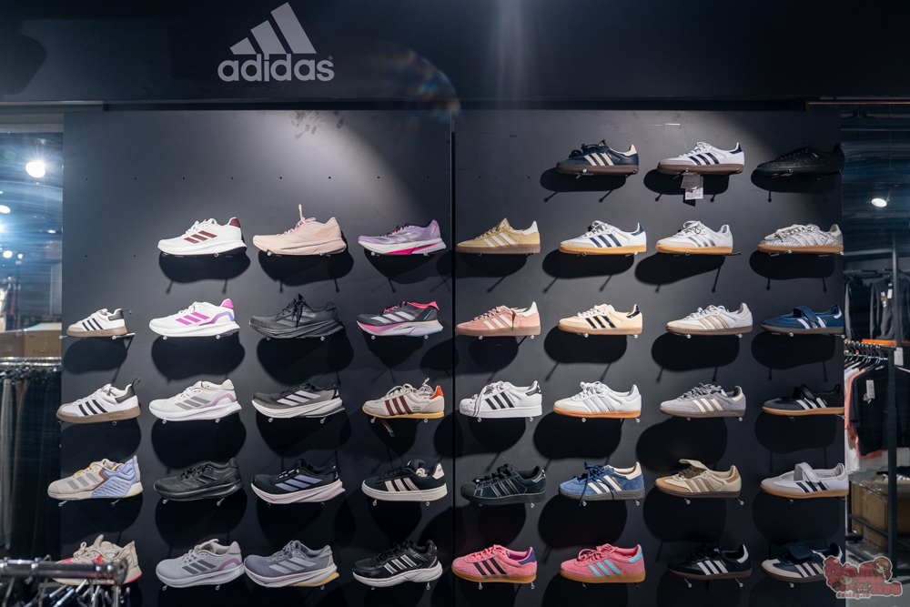 【台南特賣會】2026台南運動用品開春特賣!全館鞋衣特價5折起,滿額再享現金折扣,雙重折扣超划算!新年買新衣新鞋就來雷根運動用品中山旗艦店 【台南特賣會】2026台南運動用品開春特賣!全館鞋衣特價5折起,滿額再享現金折扣,雙重折扣超划算!新年買新衣新鞋就來雷根運動用品中山旗艦店