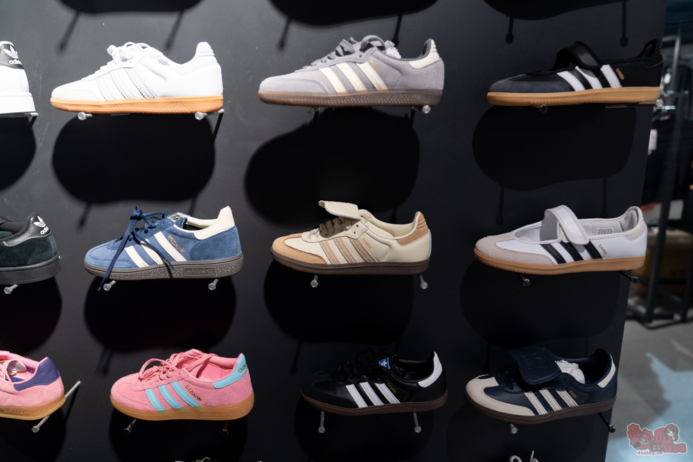 【台南特賣會】2026台南運動用品開春特賣!全館鞋衣特價5折起,滿額再享現金折扣,雙重折扣超划算!新年買新衣新鞋就來雷根運動用品中山旗艦店 【台南特賣會】2026台南運動用品開春特賣!全館鞋衣特價5折起,滿額再享現金折扣,雙重折扣超划算!新年買新衣新鞋就來雷根運動用品中山旗艦店