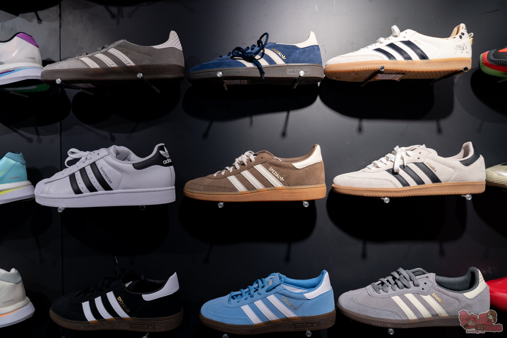 【台南特賣會】2026台南運動用品開春特賣!全館鞋衣特價5折起,滿額再享現金折扣,雙重折扣超划算!新年買新衣新鞋就來雷根運動用品中山旗艦店 【台南特賣會】2026台南運動用品開春特賣!全館鞋衣特價5折起,滿額再享現金折扣,雙重折扣超划算!新年買新衣新鞋就來雷根運動用品中山旗艦店