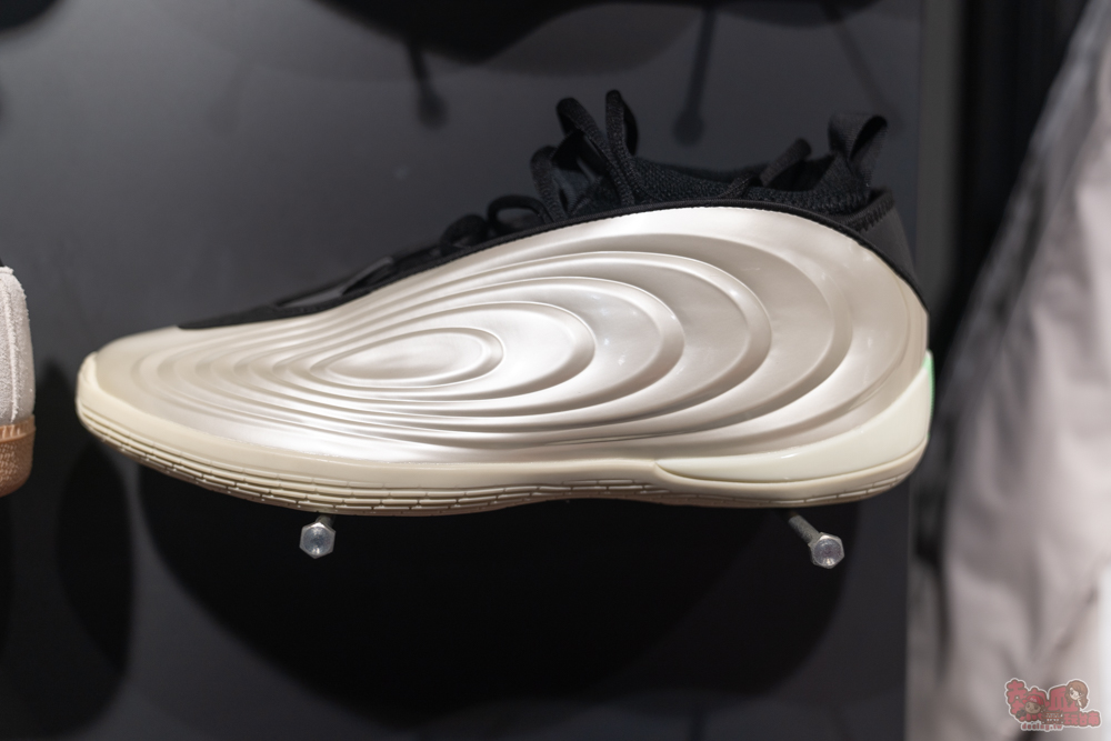 【台南特賣會】2026台南運動用品開春特賣!全館鞋衣特價5折起,滿額再享現金折扣,雙重折扣超划算!新年買新衣新鞋就來雷根運動用品中山旗艦店 【台南特賣會】2026台南運動用品開春特賣!全館鞋衣特價5折起,滿額再享現金折扣,雙重折扣超划算!新年買新衣新鞋就來雷根運動用品中山旗艦店