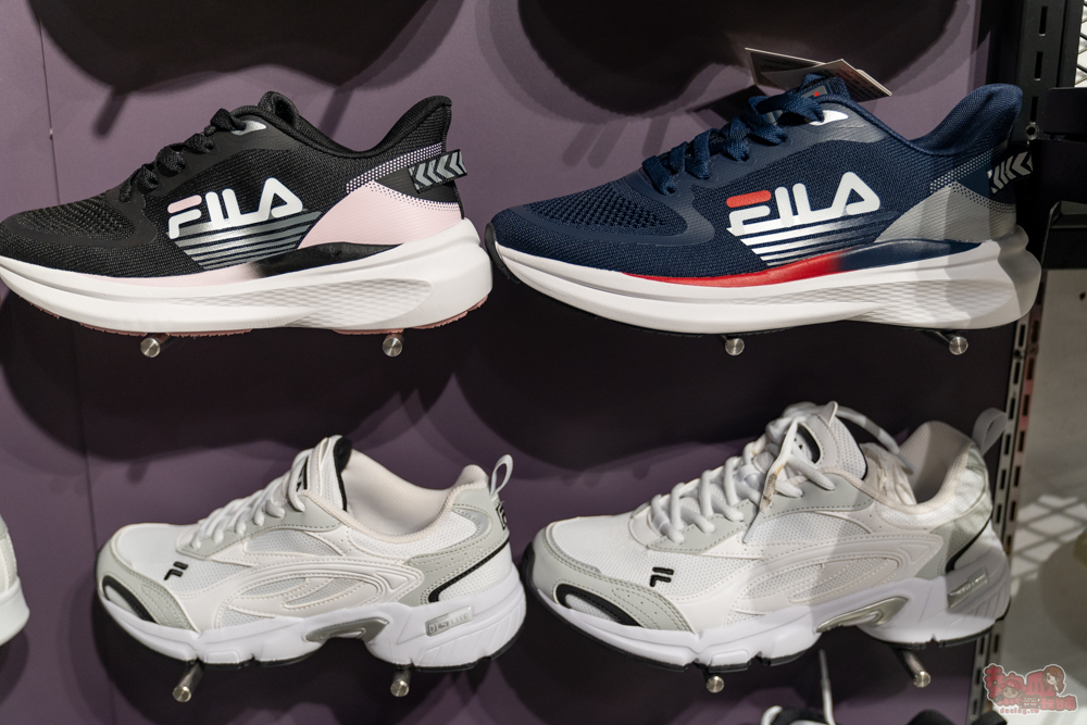 【台南特賣會】2026台南運動用品開春特賣!全館鞋衣特價5折起,滿額再享現金折扣,雙重折扣超划算!新年買新衣新鞋就來雷根運動用品中山旗艦店 【台南特賣會】2026台南運動用品開春特賣!全館鞋衣特價5折起,滿額再享現金折扣,雙重折扣超划算!新年買新衣新鞋就來雷根運動用品中山旗艦店