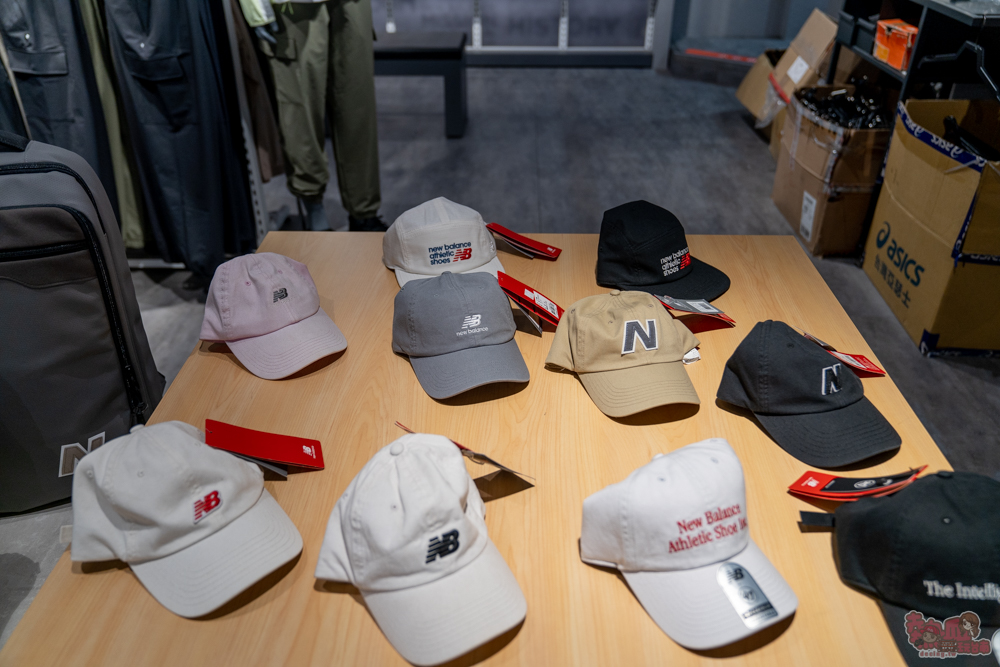 【台南特賣會】2026台南運動用品開春特賣!全館鞋衣特價5折起,滿額再享現金折扣,雙重折扣超划算!新年買新衣新鞋就來雷根運動用品中山旗艦店 【台南特賣會】2026台南運動用品開春特賣!全館鞋衣特價5折起,滿額再享現金折扣,雙重折扣超划算!新年買新衣新鞋就來雷根運動用品中山旗艦店