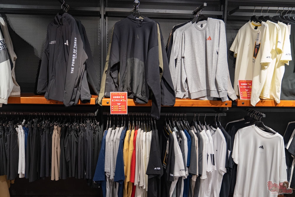 【台南特賣會】2026台南運動用品開春特賣!全館鞋衣特價5折起,滿額再享現金折扣,雙重折扣超划算!新年買新衣新鞋就來雷根運動用品中山旗艦店 【台南特賣會】2026台南運動用品開春特賣!全館鞋衣特價5折起,滿額再享現金折扣,雙重折扣超划算!新年買新衣新鞋就來雷根運動用品中山旗艦店