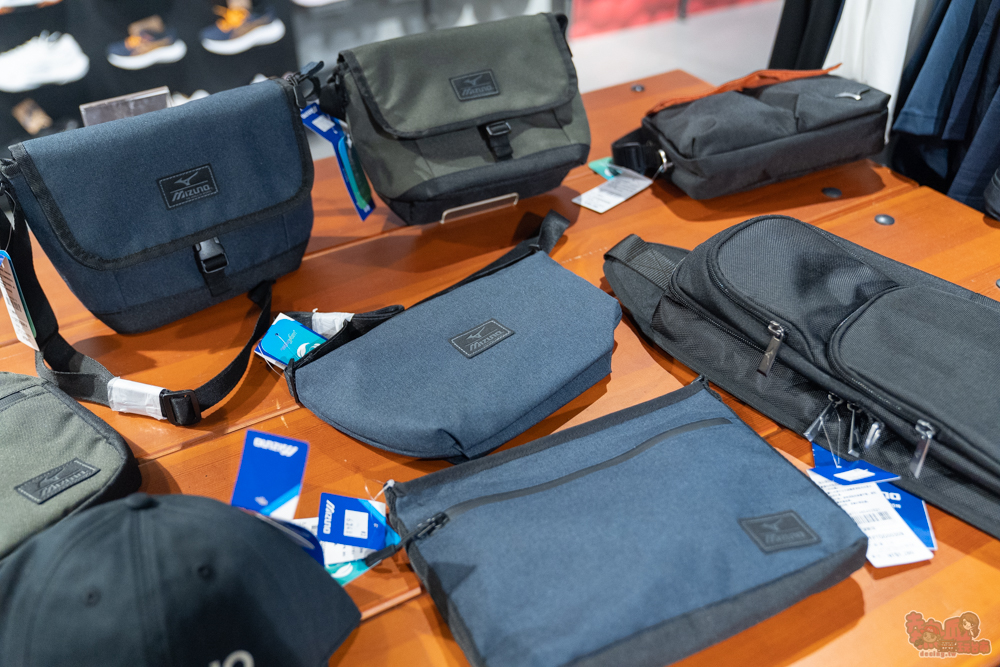 【台南特賣會】2026台南運動用品開春特賣!全館鞋衣特價5折起,滿額再享現金折扣,雙重折扣超划算!新年買新衣新鞋就來雷根運動用品中山旗艦店 【台南特賣會】2026台南運動用品開春特賣!全館鞋衣特價5折起,滿額再享現金折扣,雙重折扣超划算!新年買新衣新鞋就來雷根運動用品中山旗艦店