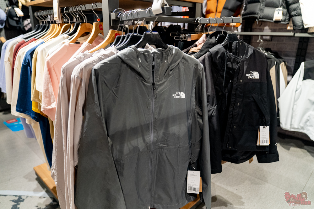 【台南特賣會】2026台南運動用品開春特賣!全館鞋衣特價5折起,滿額再享現金折扣,雙重折扣超划算!新年買新衣新鞋就來雷根運動用品中山旗艦店 【台南特賣會】2026台南運動用品開春特賣!全館鞋衣特價5折起,滿額再享現金折扣,雙重折扣超划算!新年買新衣新鞋就來雷根運動用品中山旗艦店