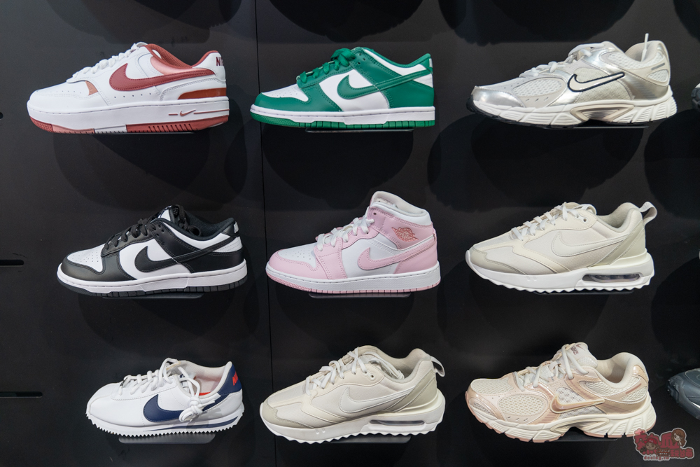 屏東運動用品特賣會來囉!結束營業大出清,全館鞋衣褲下殺5折起,滿額再享疊加折扣優惠,撿便宜就來潮州雷根運動用品專賣店 屏東運動用品特賣會來囉!結束營業大出清,全館鞋衣褲下殺5折起,滿額再享疊加折扣優惠,撿便宜就來潮州雷根運動用品專賣店